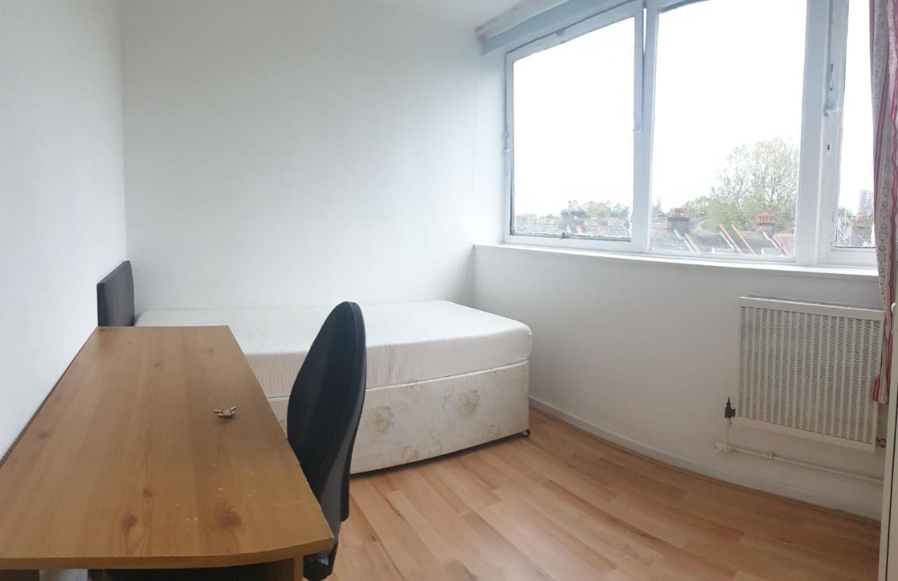 Elephant & Castle - Zone 2 - Private Rooms - Shared Bathroom London Exterior photo